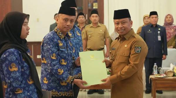Perbedaan PPPK Paruh Waktu dan Penuh Waktu dari Gaji, Jam Kerja, dan Hak